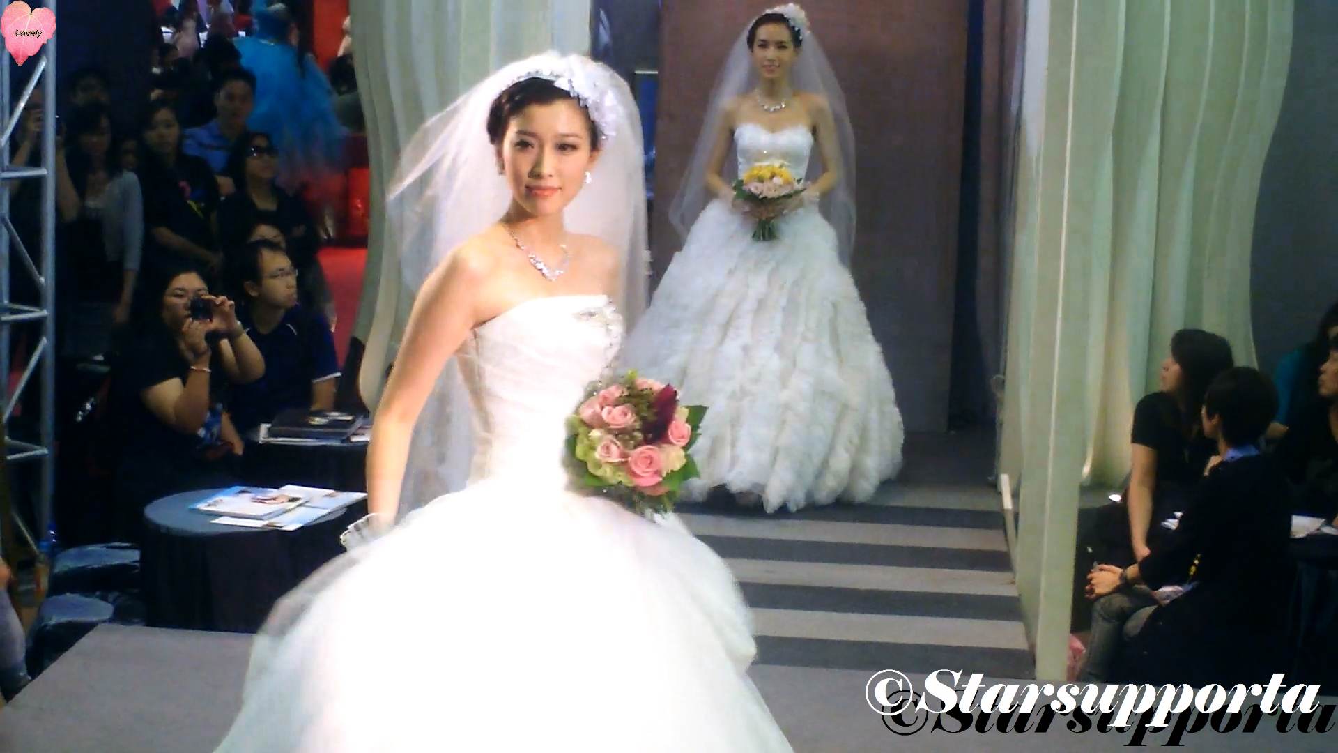 20111106 Hong Kong Wedding Expo - Mona Lisa @ 香港會議展覽中心 HKCEC (video)